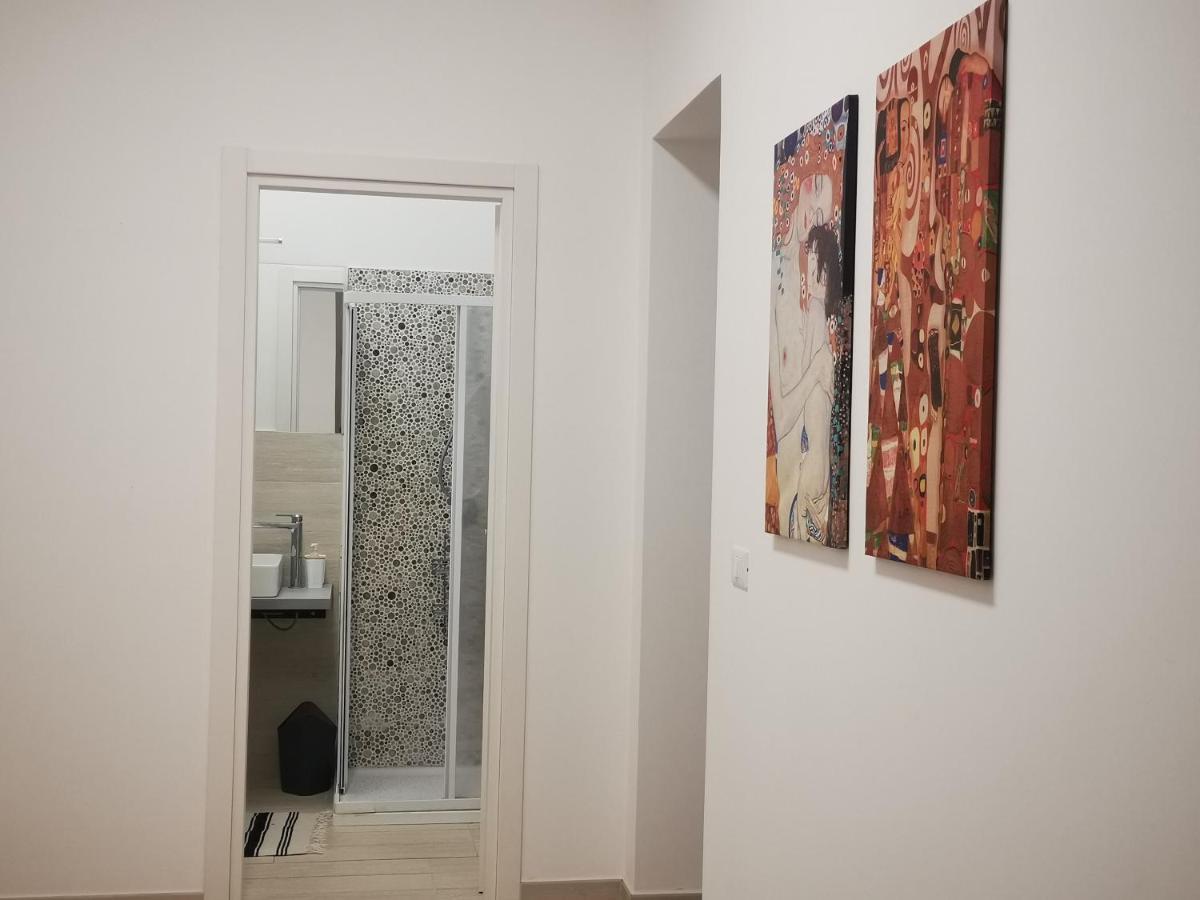 La Casa Dei Capperi - The House Of Capers 1 Apartment Acireale Exterior photo