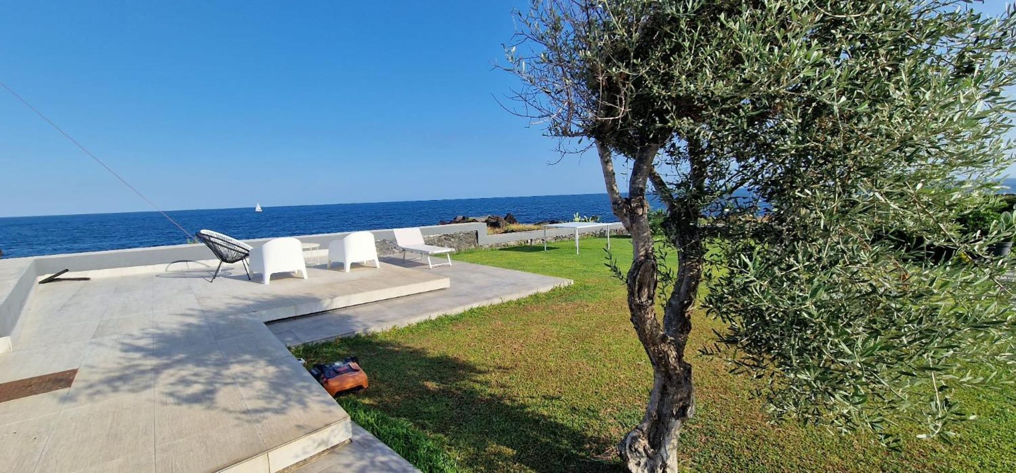 La Casa Dei Capperi - The House Of Capers 1 Apartment Acireale Exterior photo